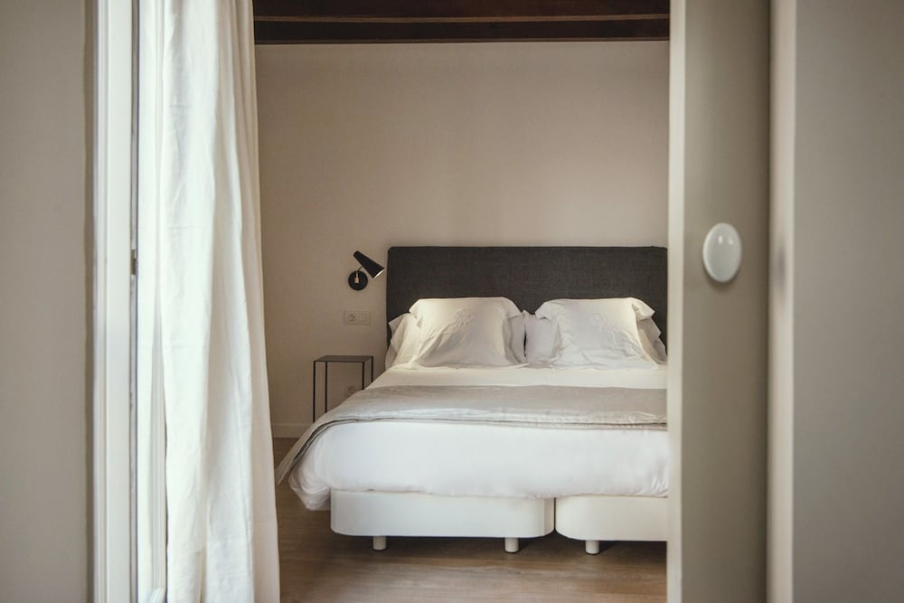 Фото Hotel Canavall