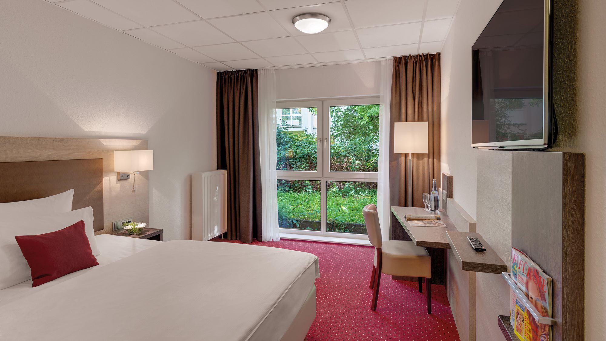 Фото Hotel Newton Karlsruhe