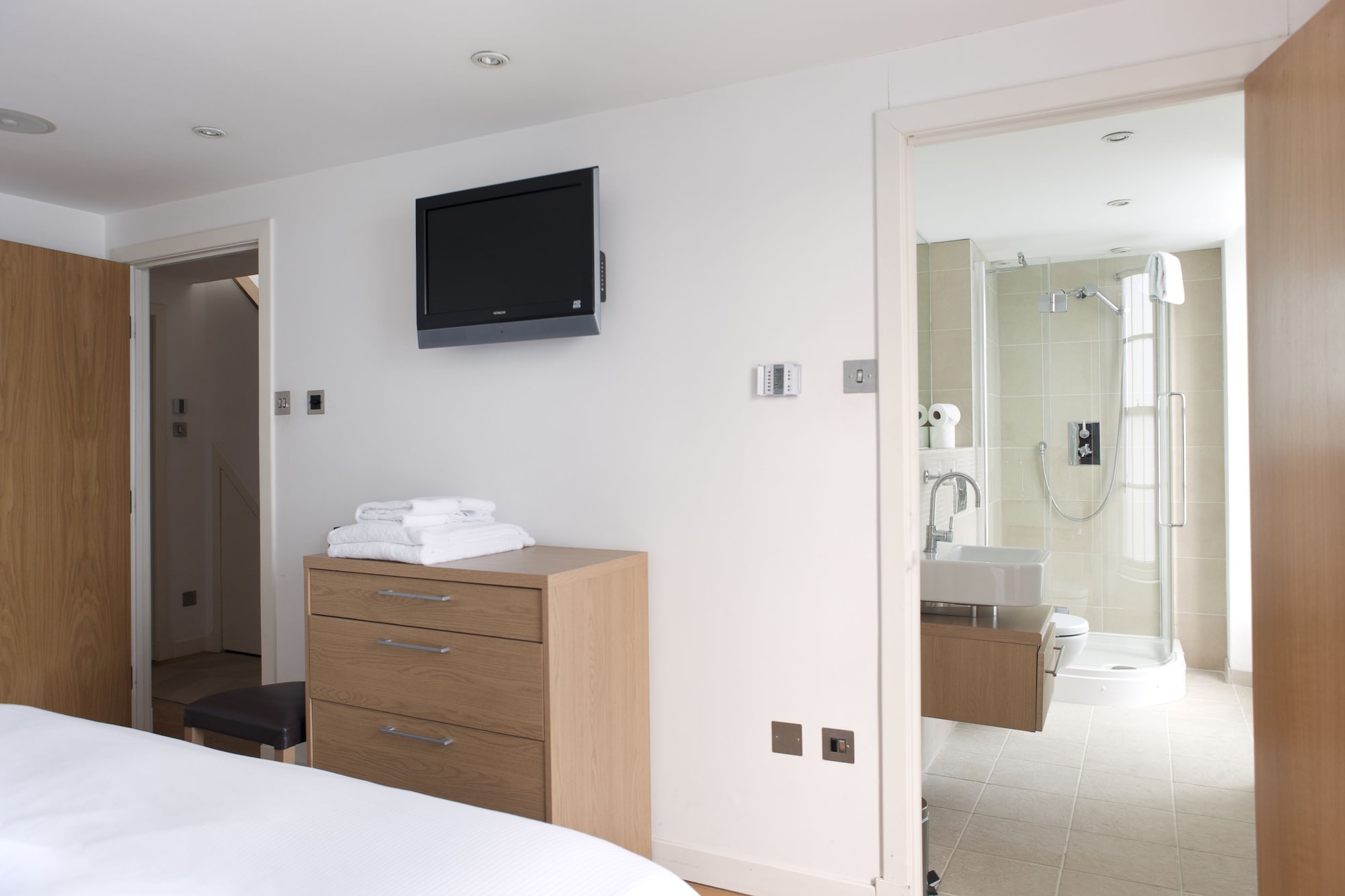 Фото My-Canning Street Apartments