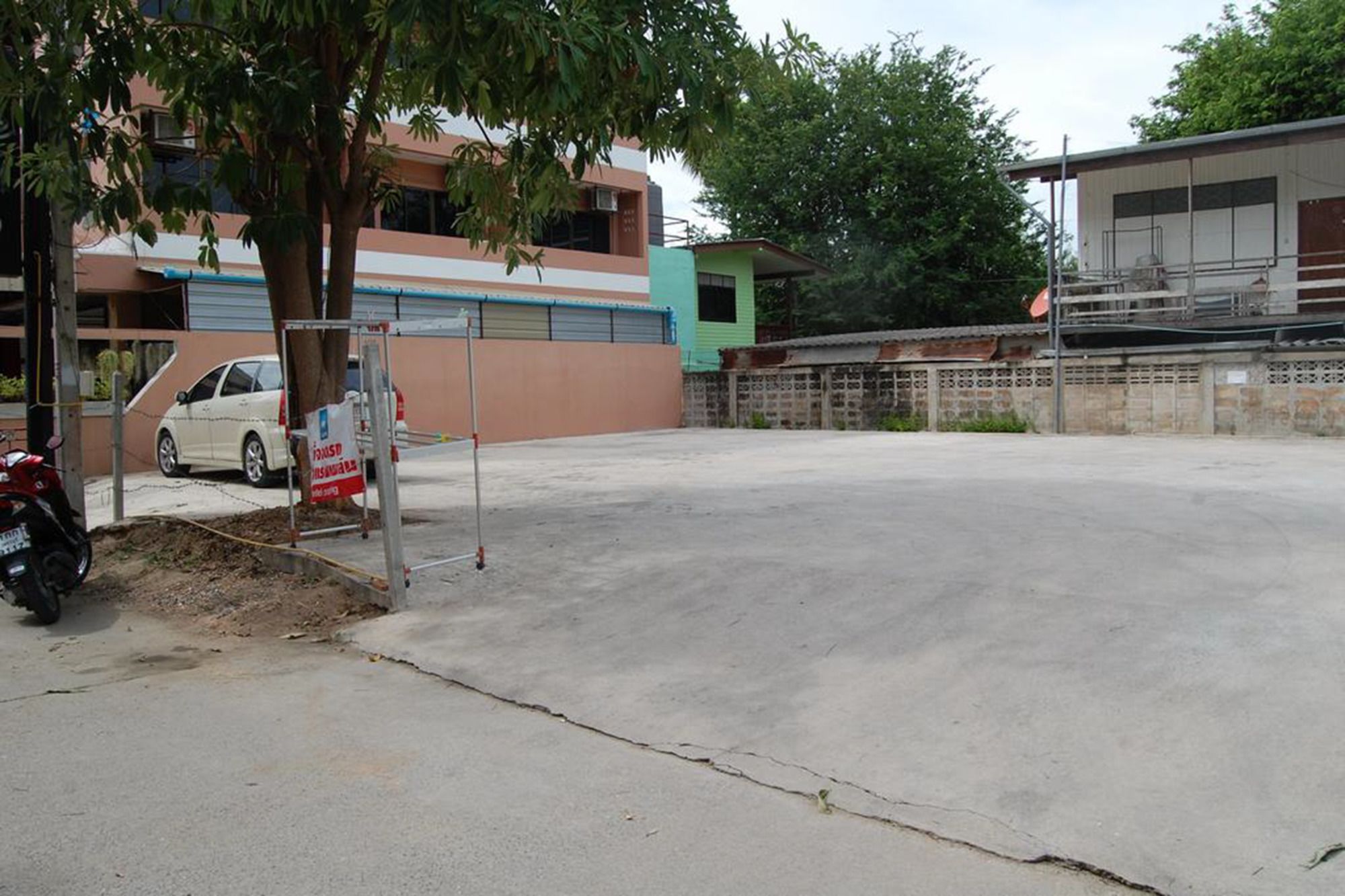 Фото Sea & Sand Hotel