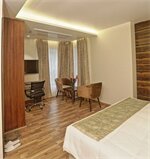 Фото Connaught Royale