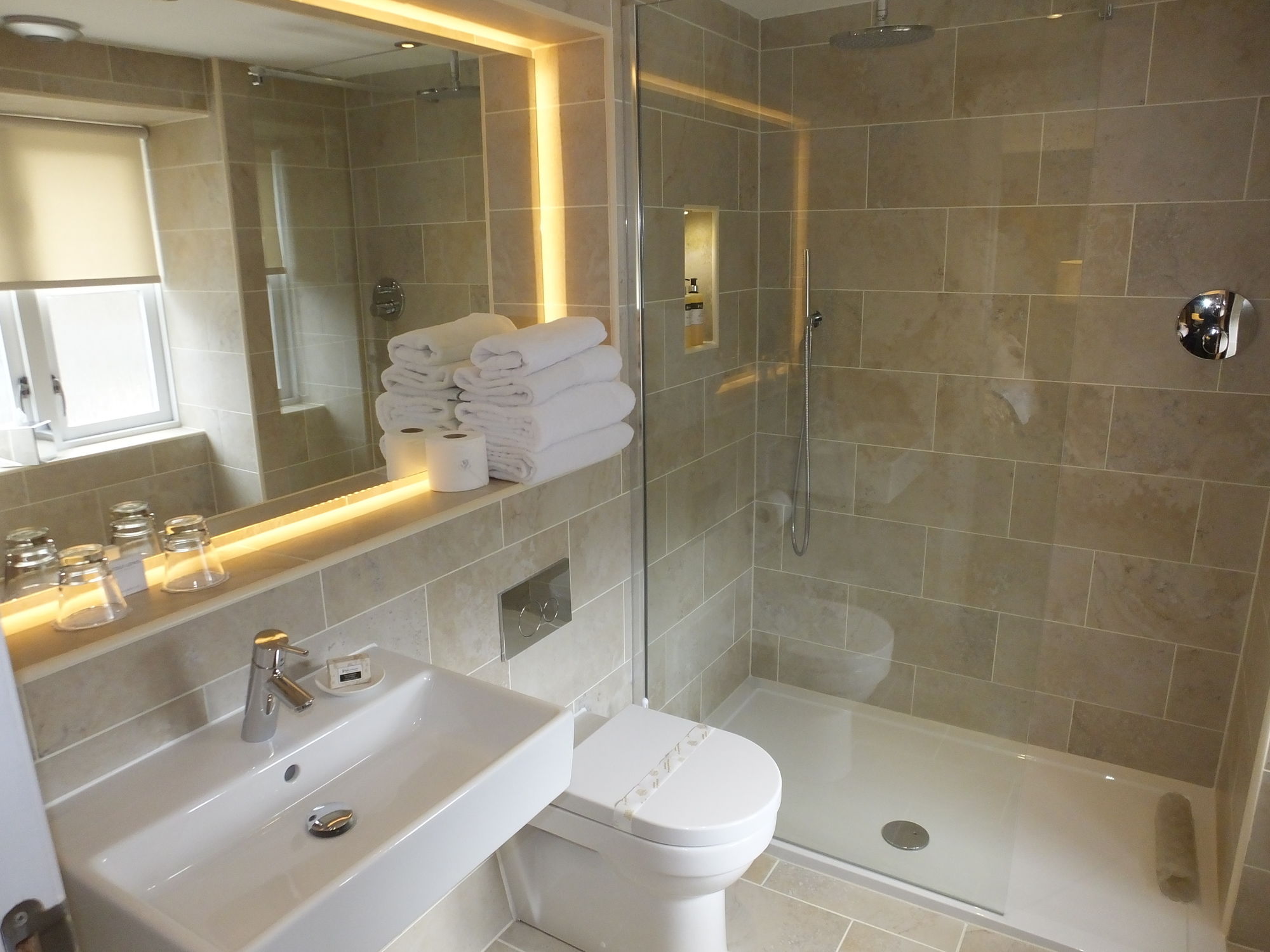 Фото The Old Mill Inn