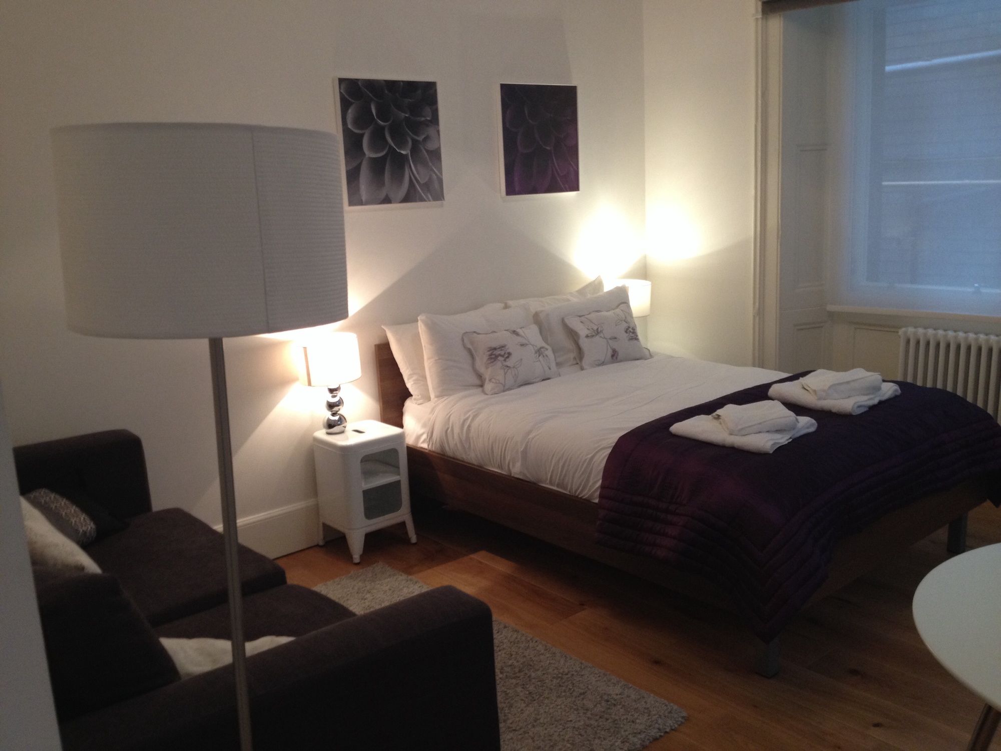 Фото Destiny Scotland - St. Andrew Square Apartments