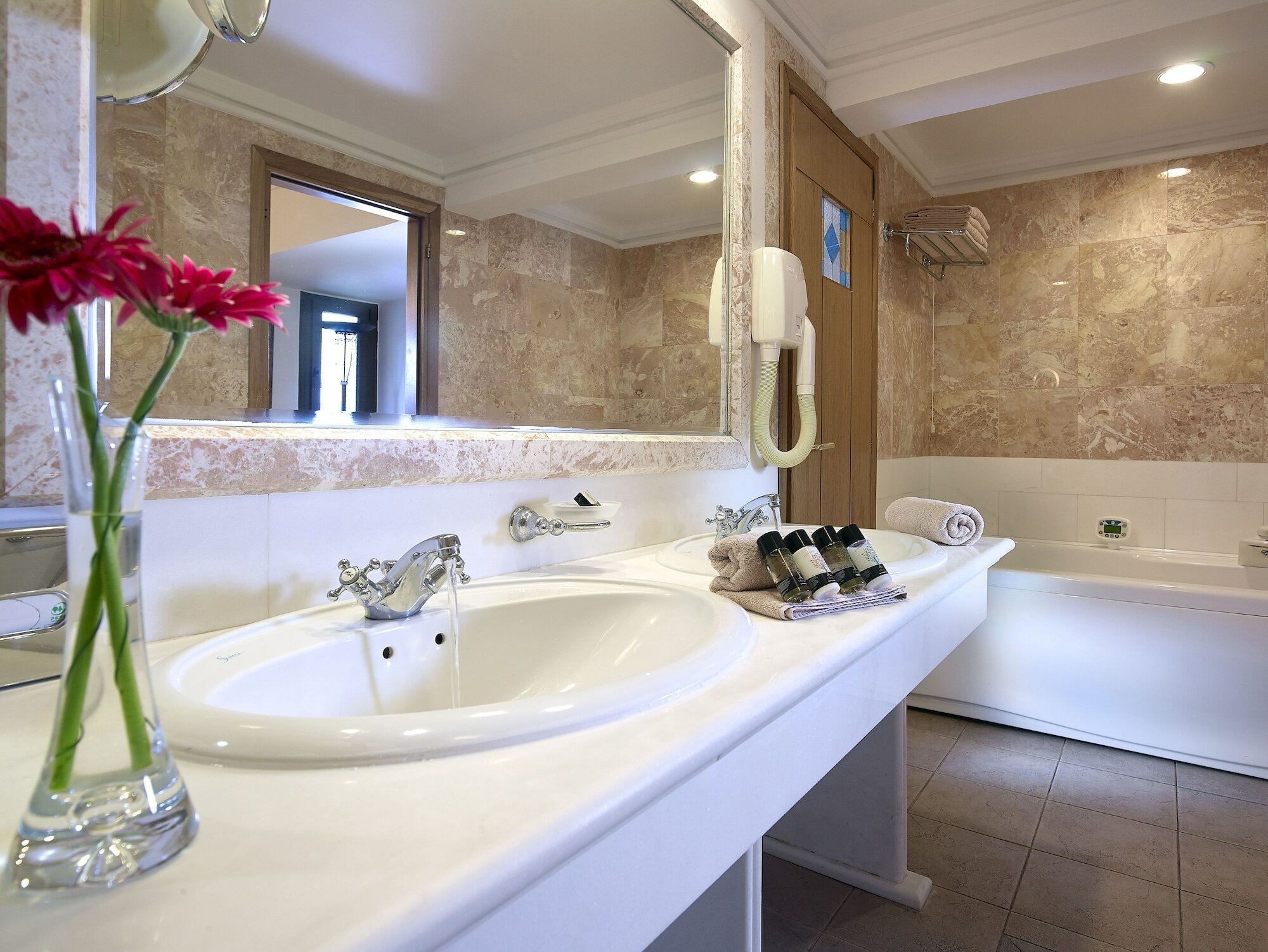 Фото Aldemar Knossos Villas