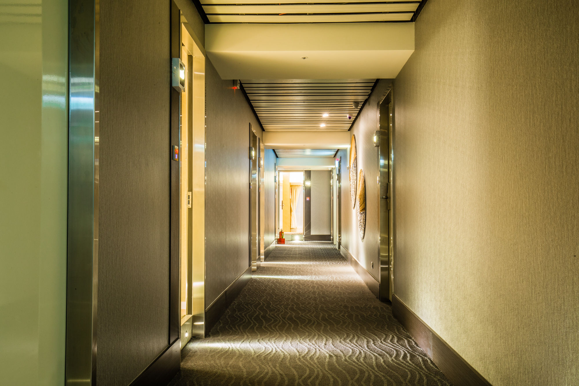 Фото Walker Hotel Ximen