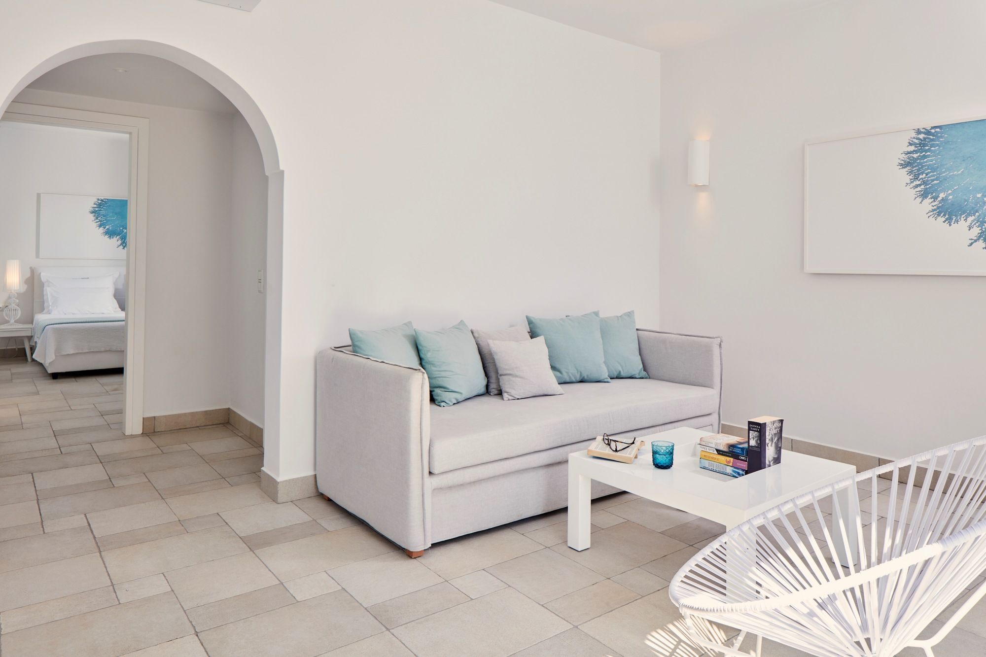 Фото Aqua Blue Hotel