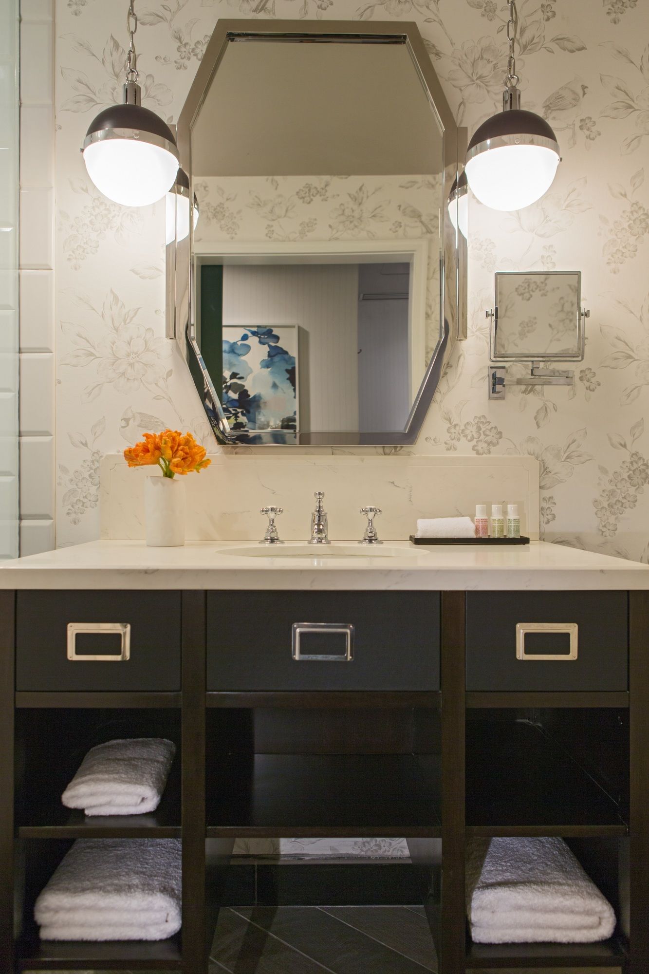 Фото Kimpton Cardinal Hotel, an IHG Hotel