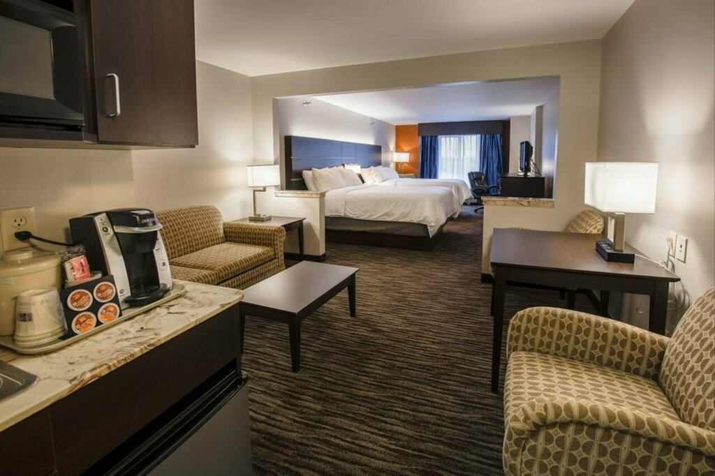 Hotel Holiday Inn Express & Suites Brandon by Ihg, Brandon, photo