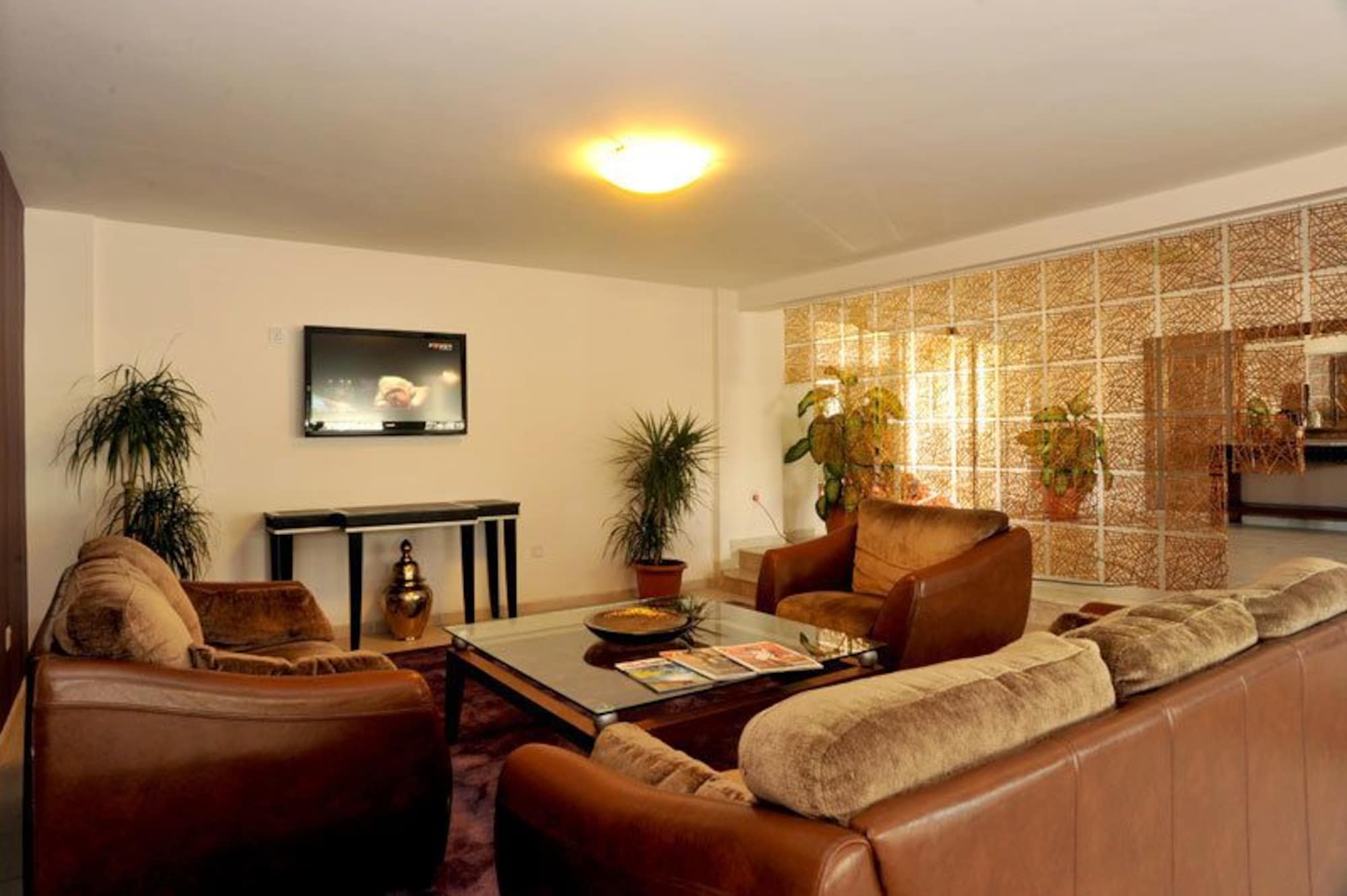 Фото Uptown Buyuk Anadolu Girne Hotel