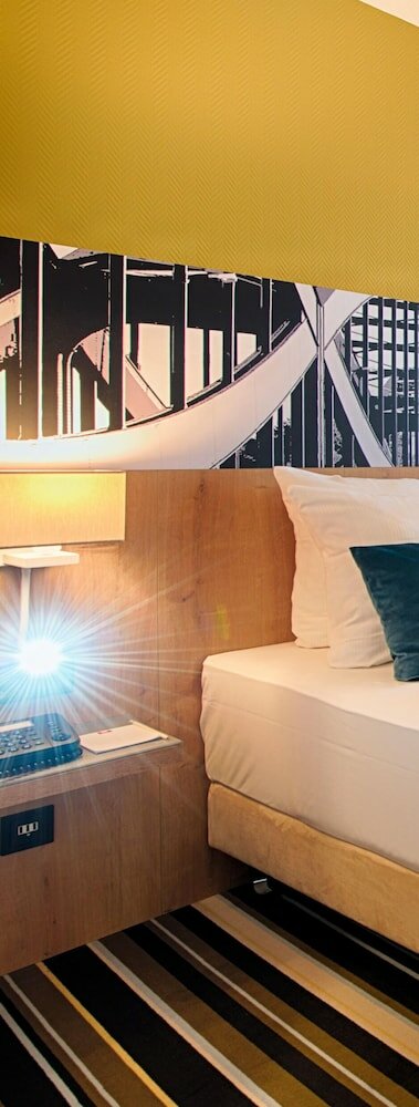 Фото Leonardo Hotel Hamburg Elbbruecken