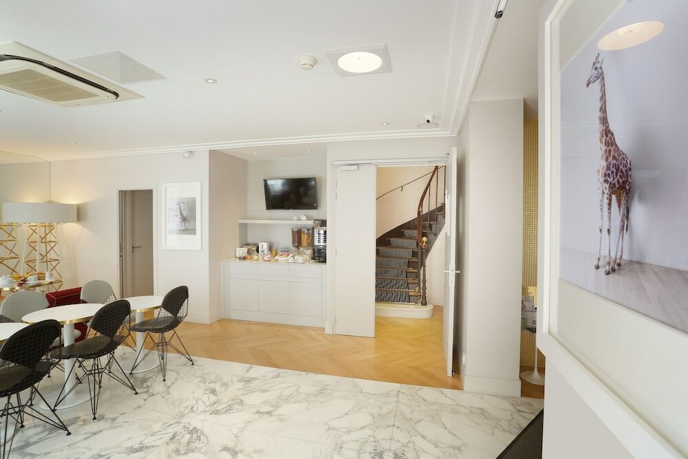 Фото Nouvel Hotel Eiffel