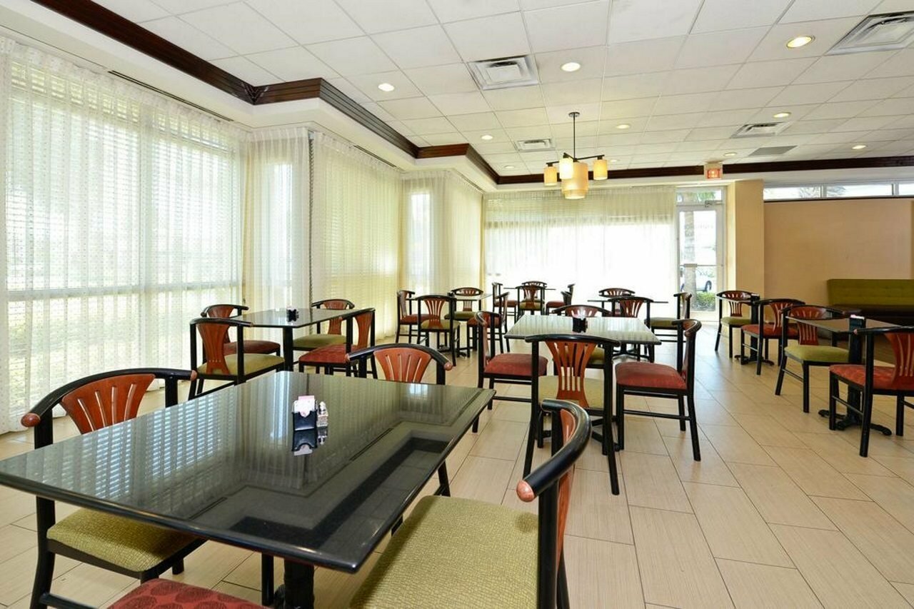 Фото Best Western Plus North Miami/Bal Harbour