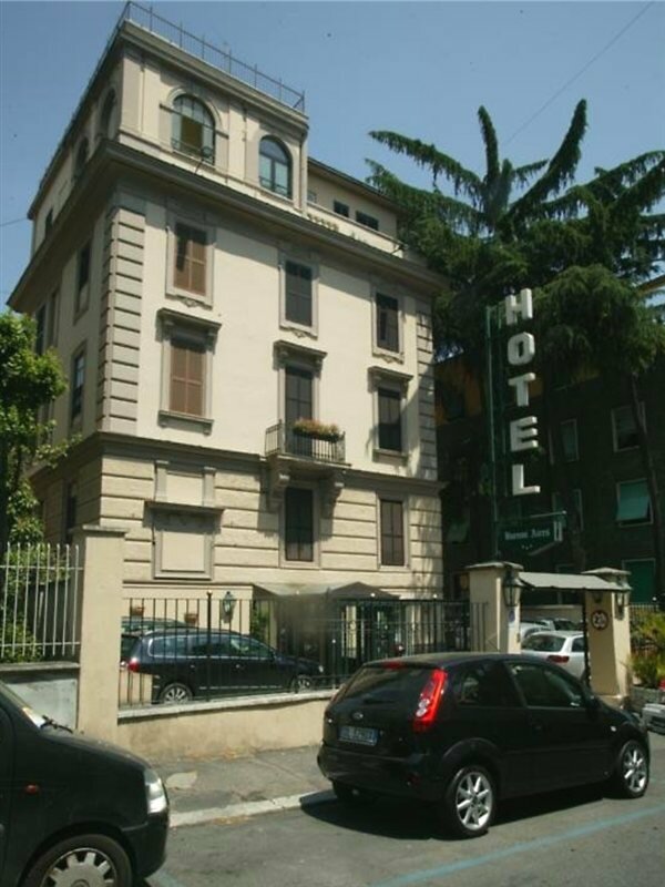 Фото отеля 3