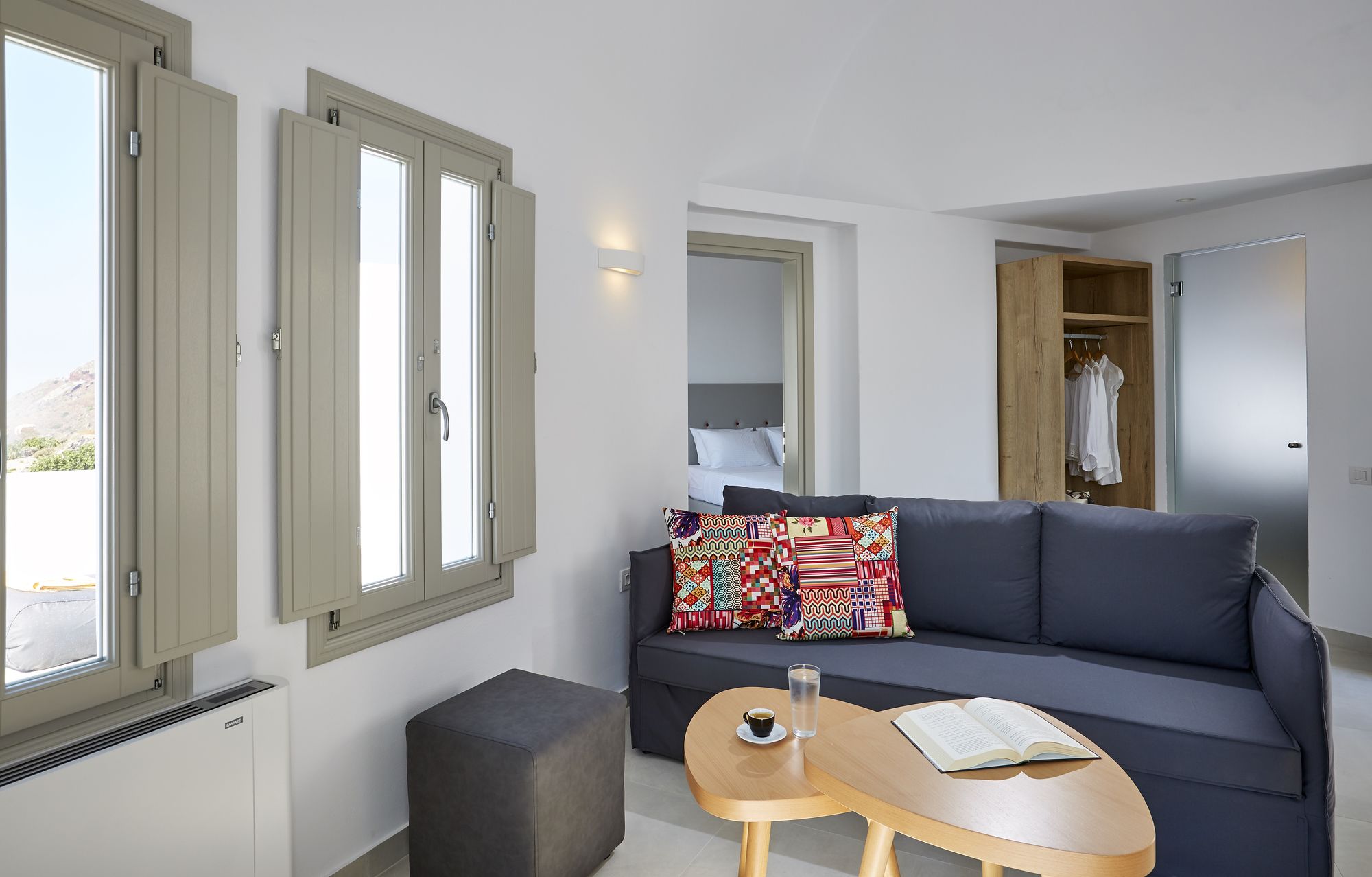 Фото Aperanto Suites