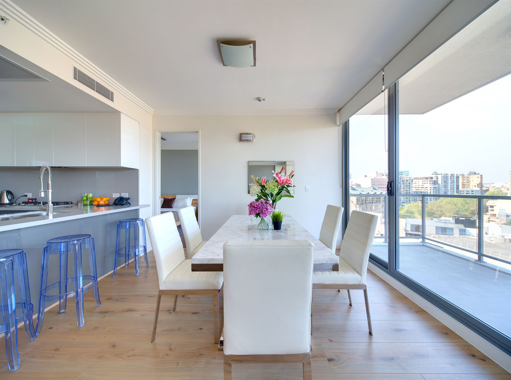 Фото Zara Tower Hotel