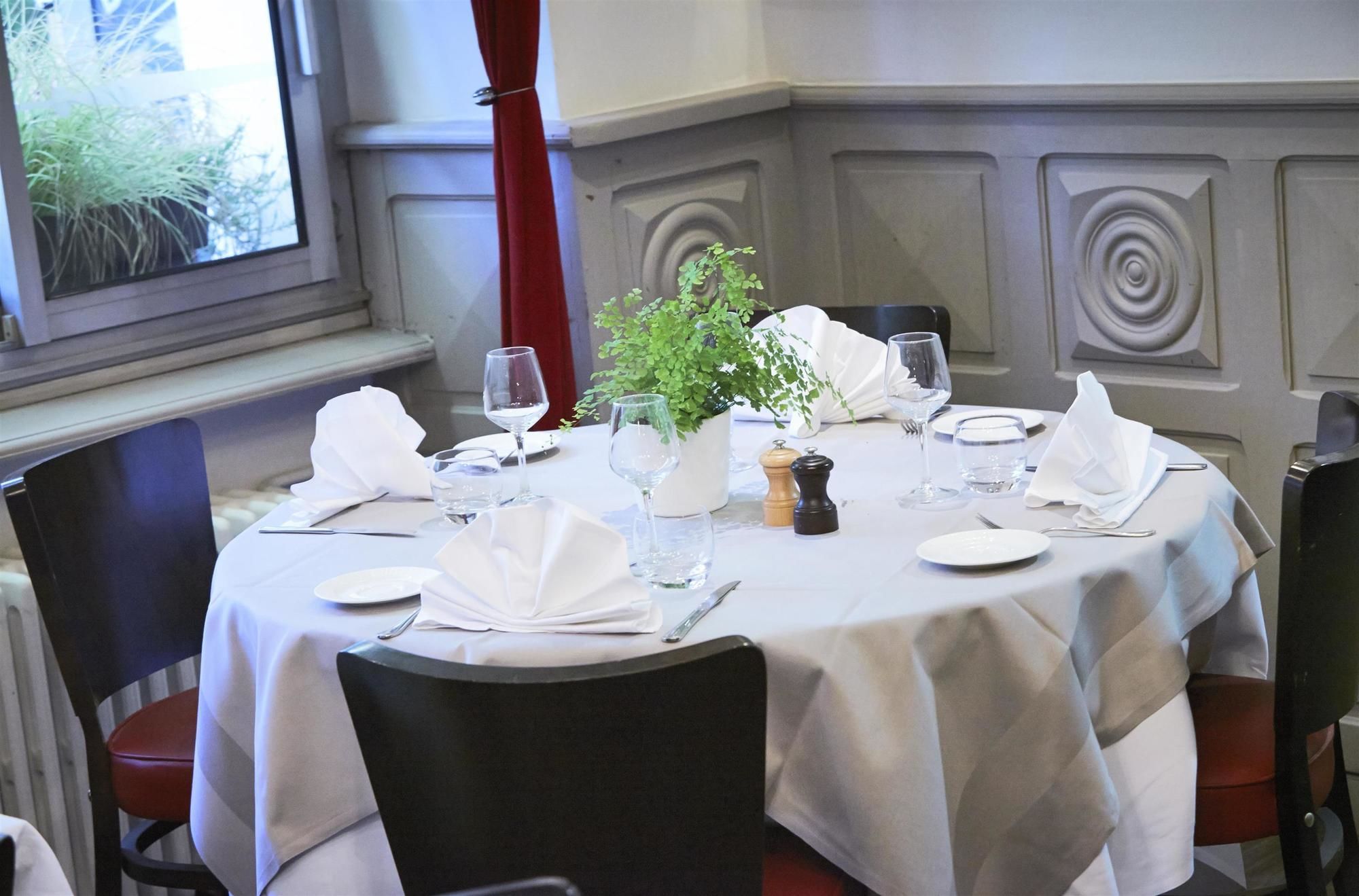 Фото Kyriad Vannes centre-ville