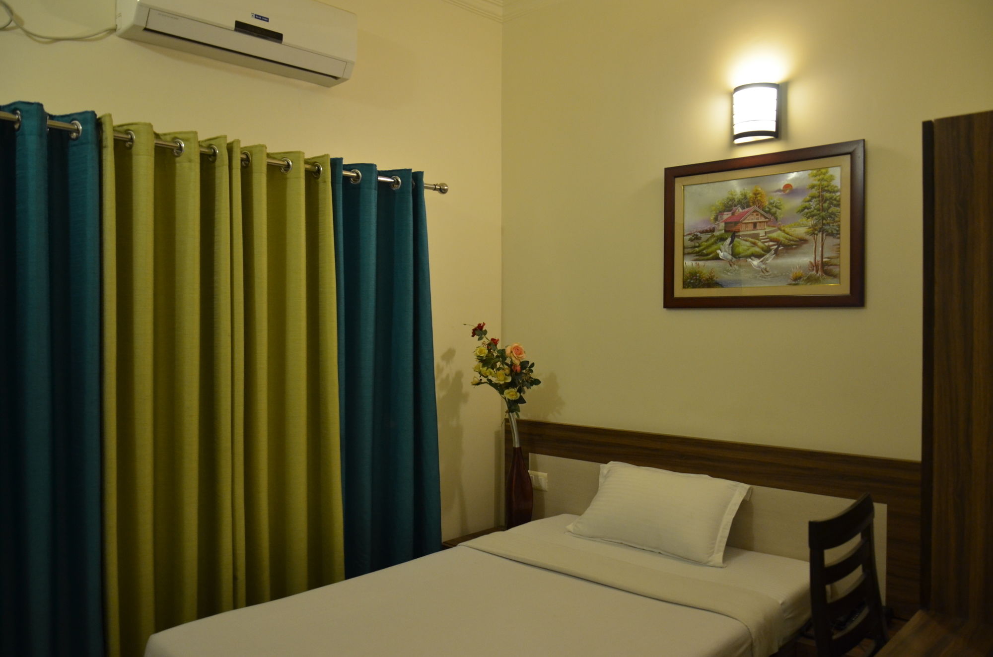 Фото Hotel Divine Destination