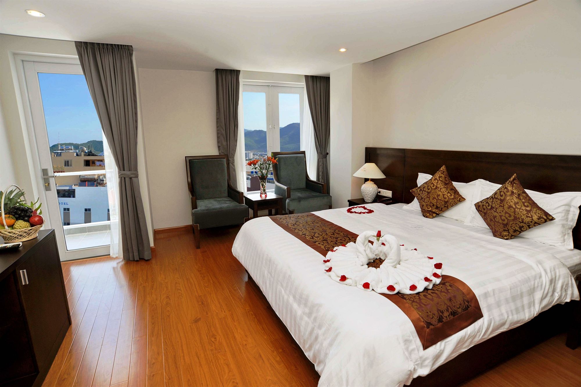 Фото Ha Noi Golden Hotel