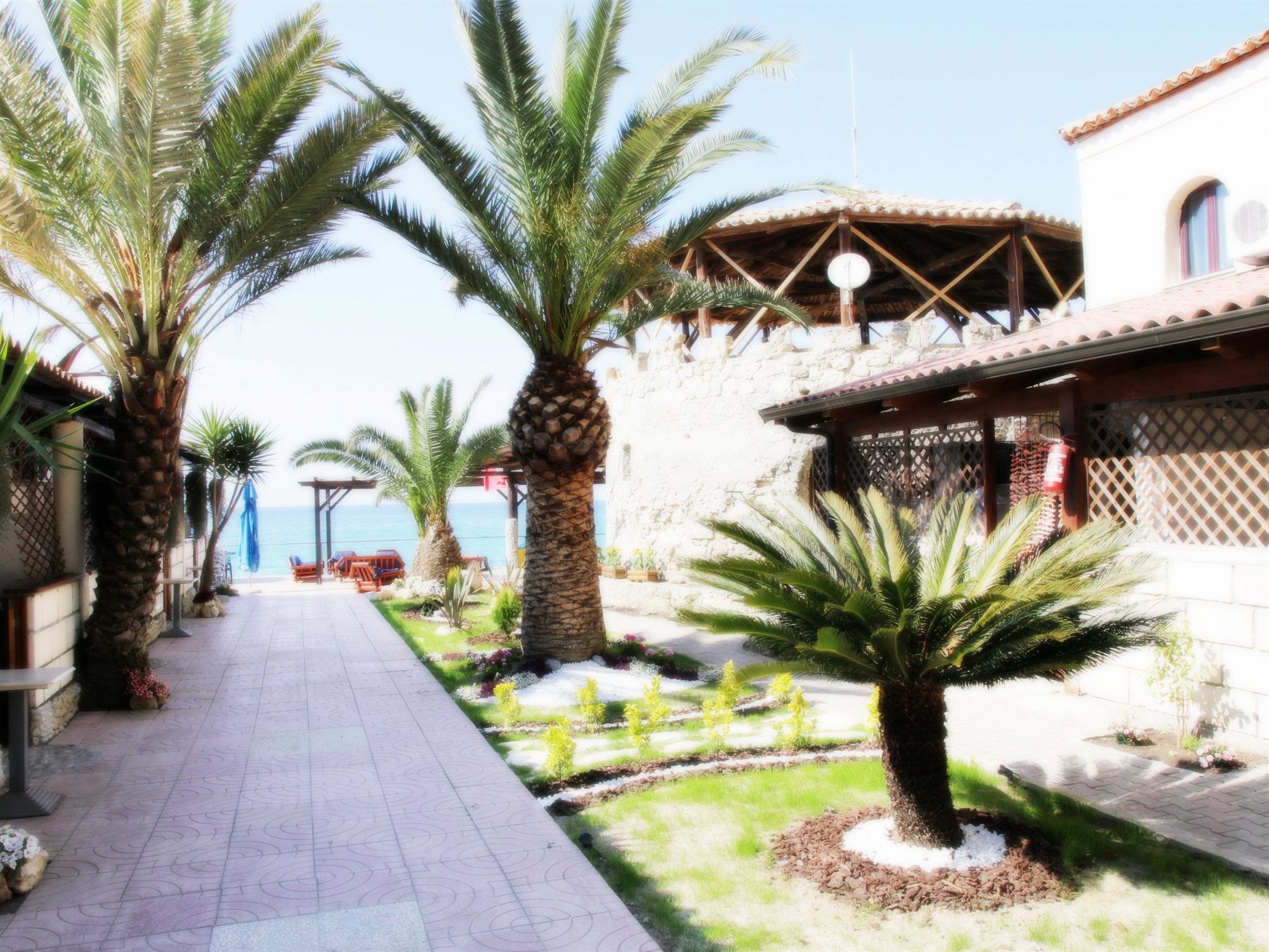 Фото OldWell Hotel