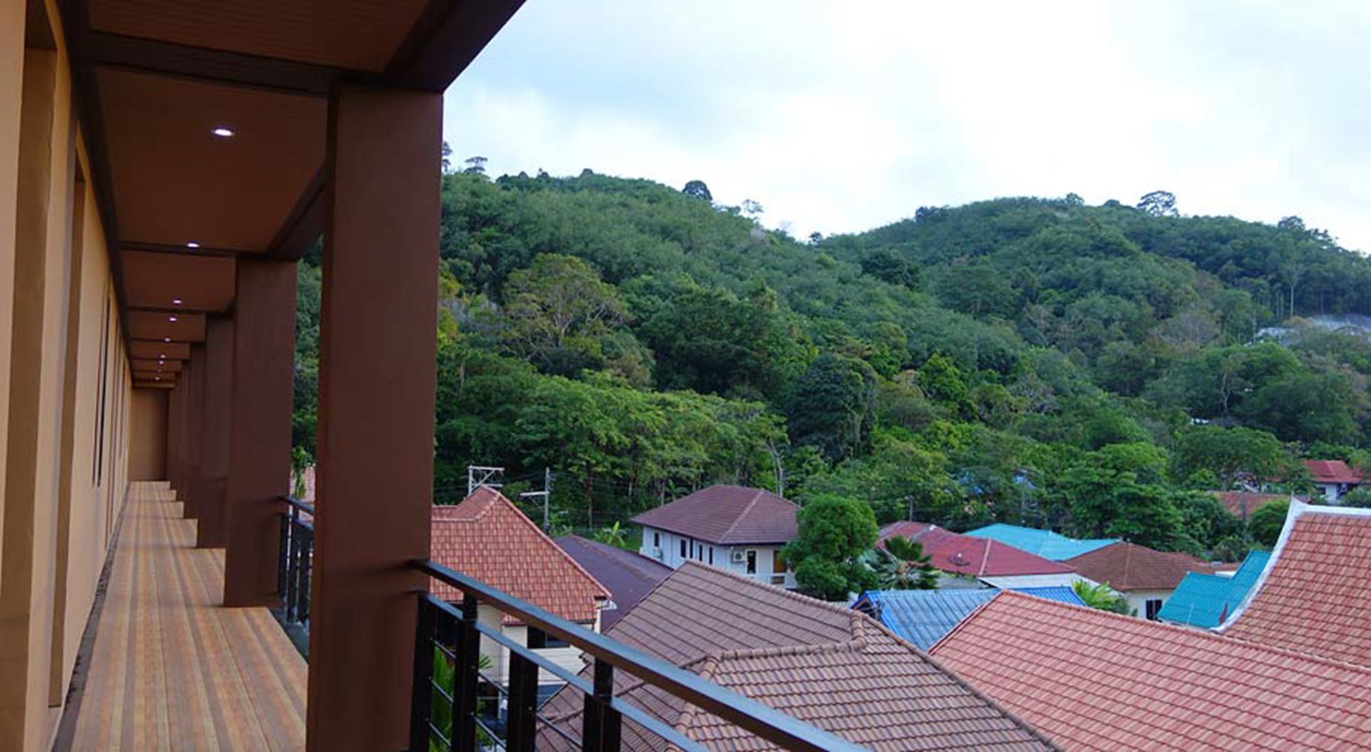 Фото West Key Kamala Apartment