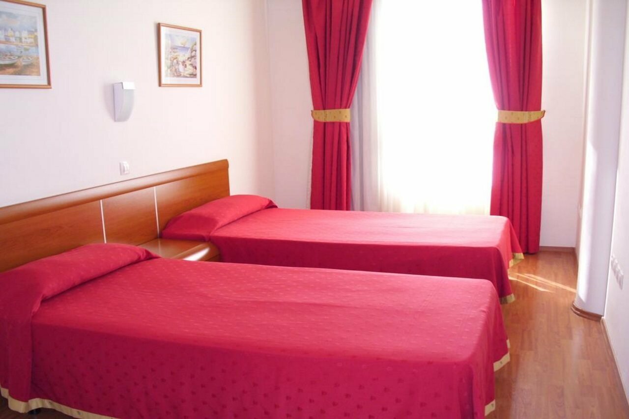 Фото Hotel Avenida de Canarias