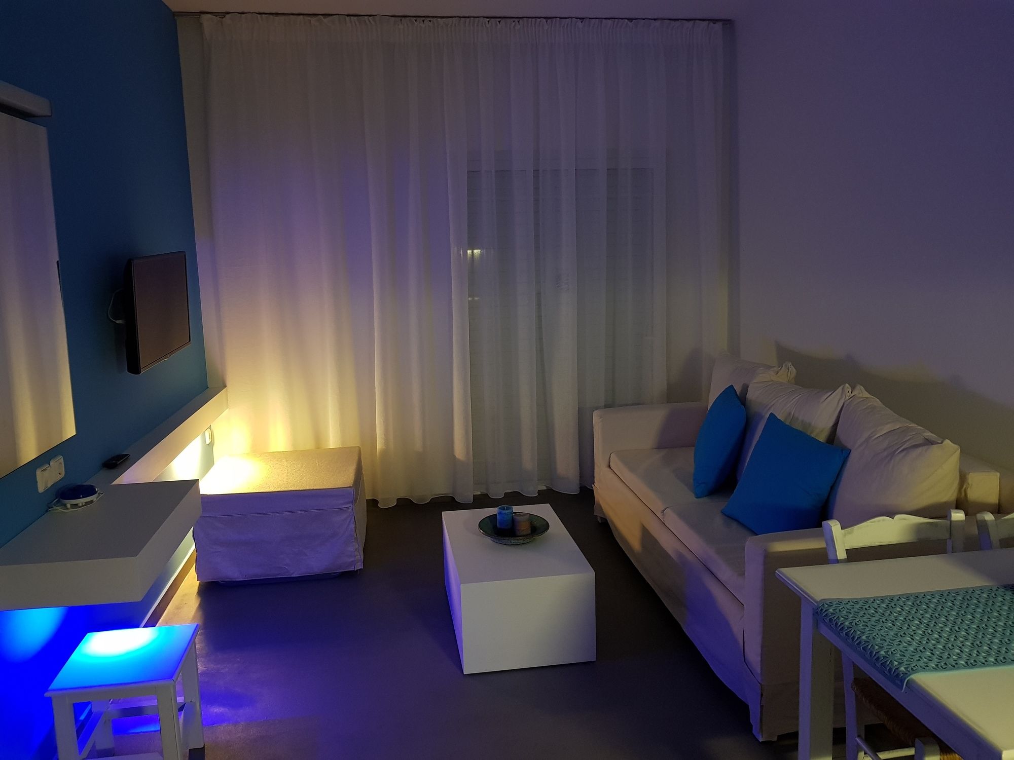 Фото Niriides Hotel