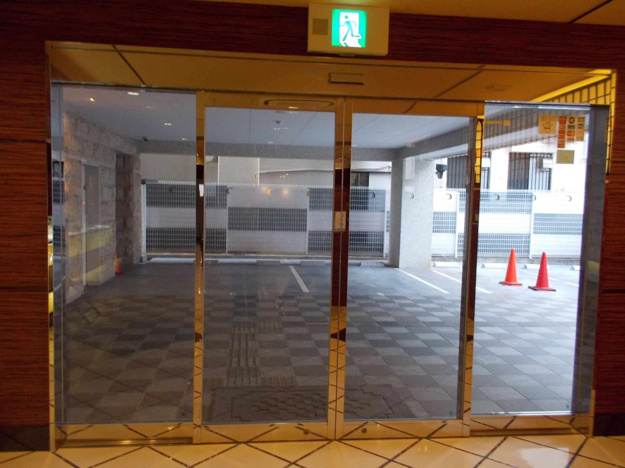 Фото Hotel Chuo Oasis