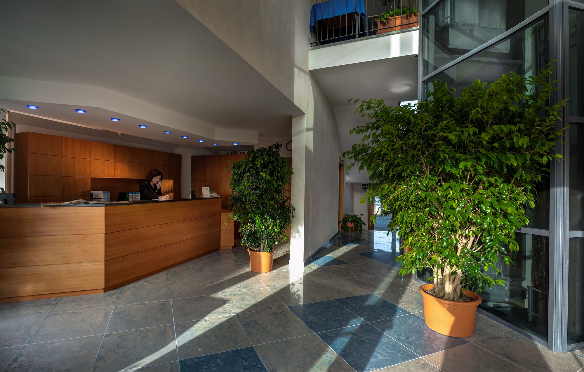 Фото Continental Resort