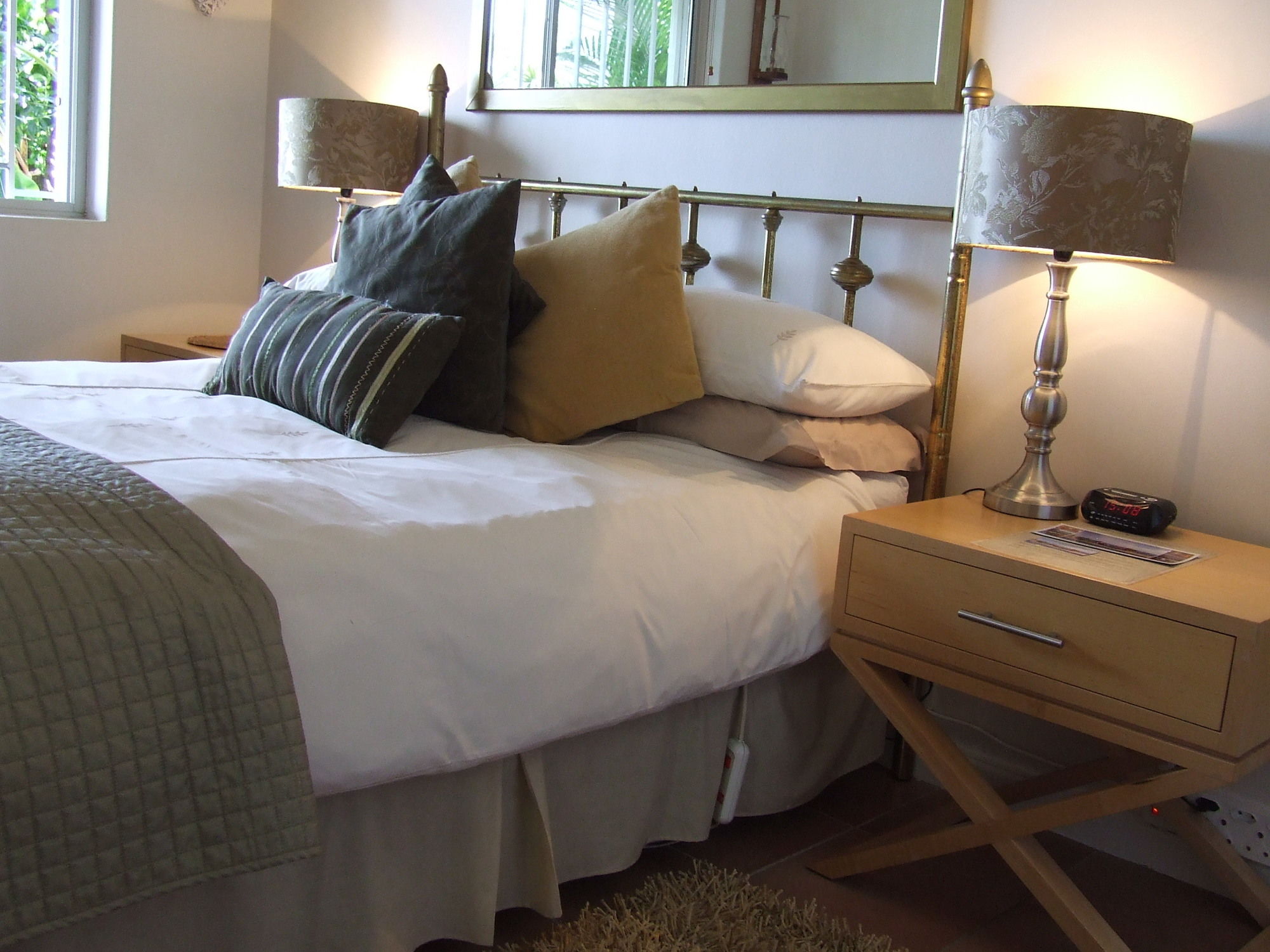 Фото Bluegum Hill Guesthouse & Apartments