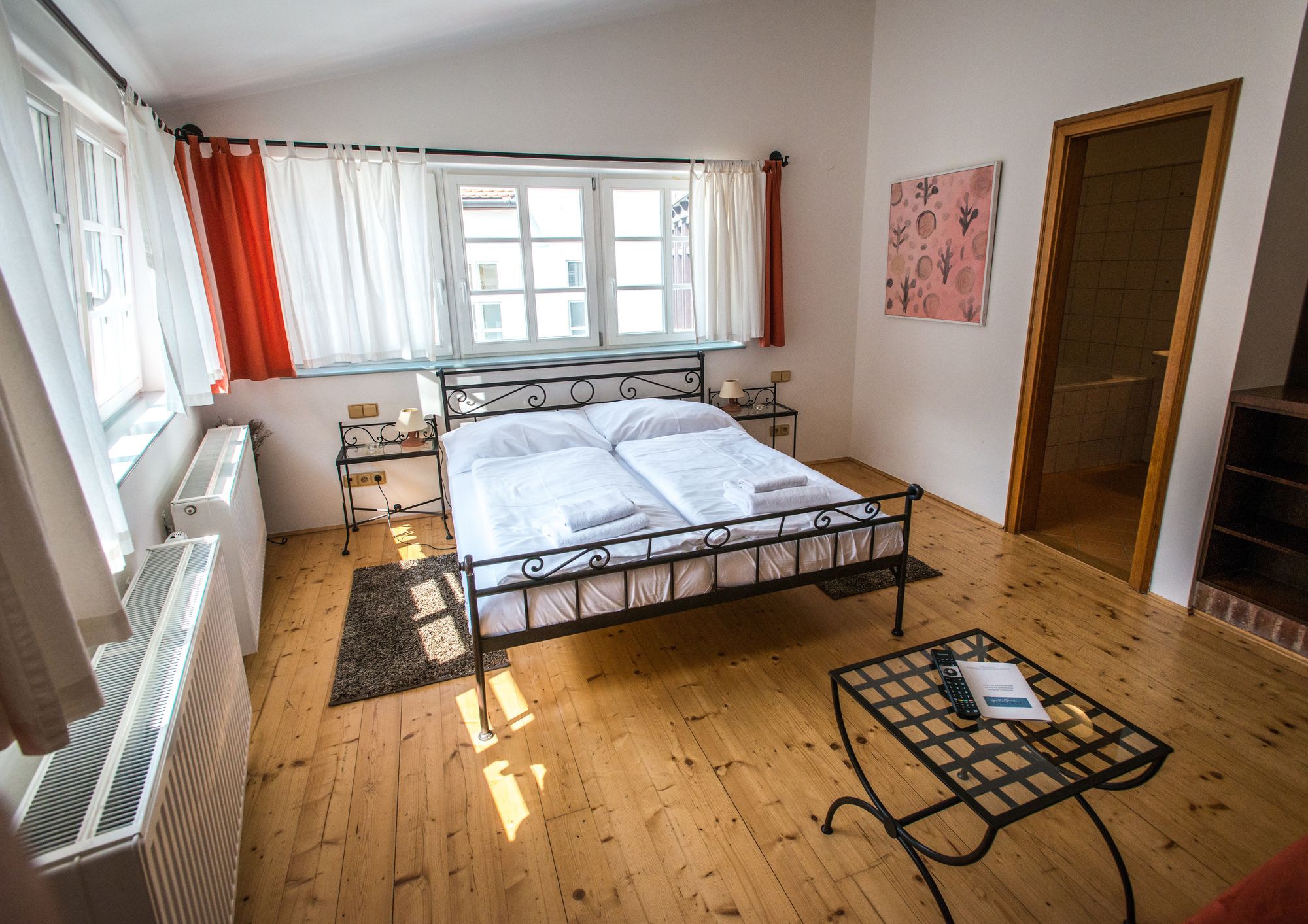 Фото Hotel Leonardo