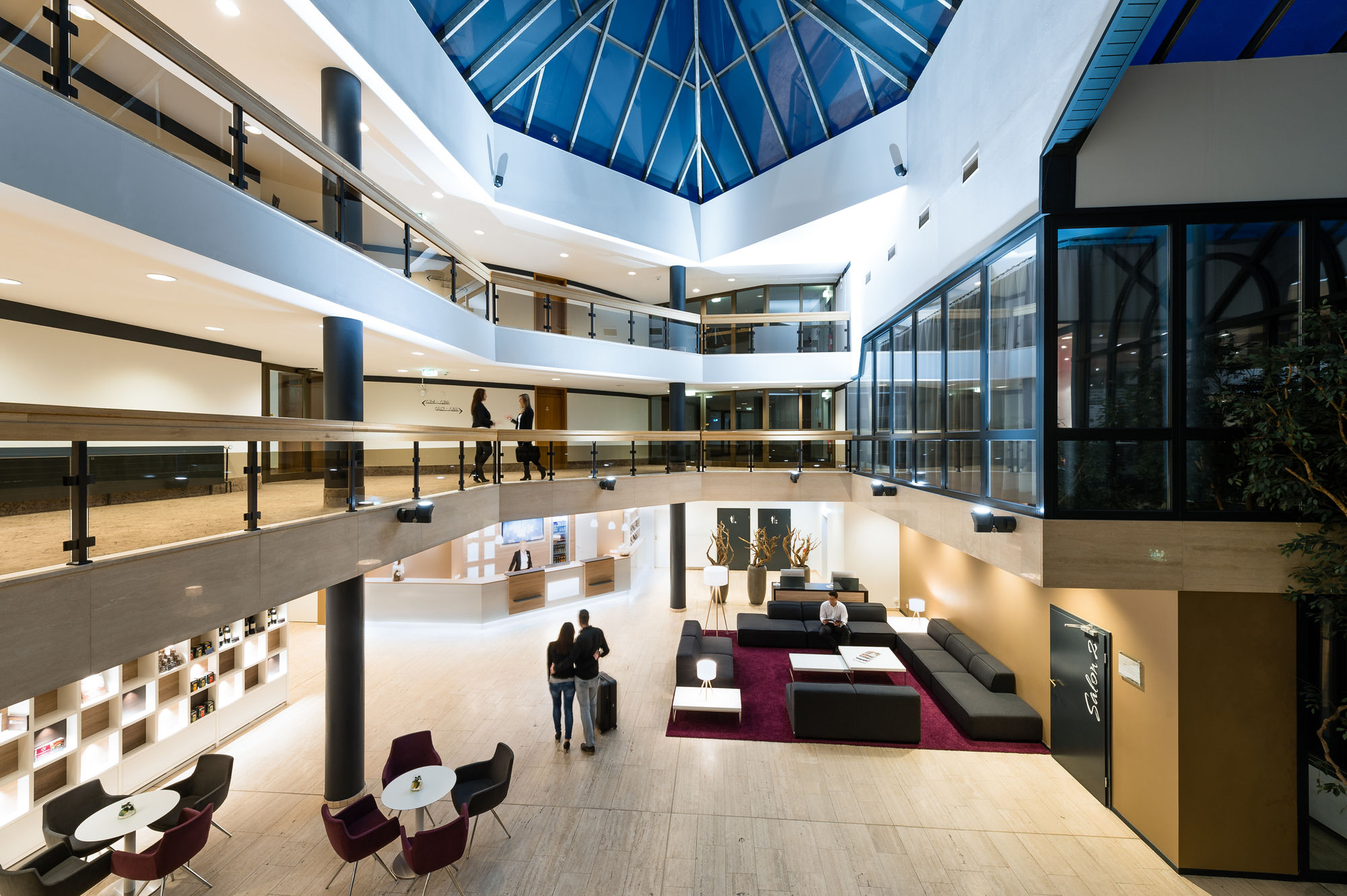 Фото отеля 1