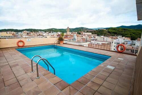 Внешний вид отеля Espanya - 30º hotels в Калелье, фото 2