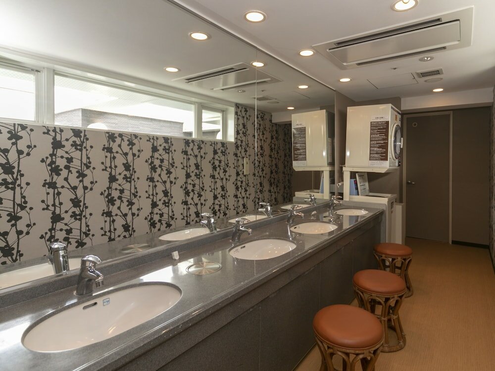 Фото Apa Hotel Kyoto Eki Horikawadori