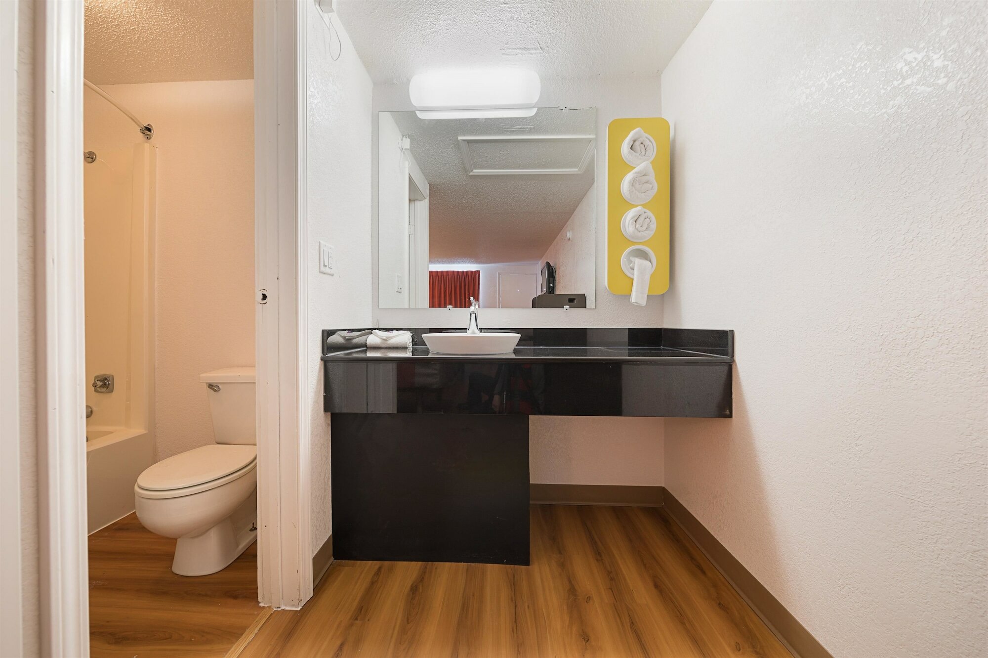 Фото Motel 6 Hamburg, Ny