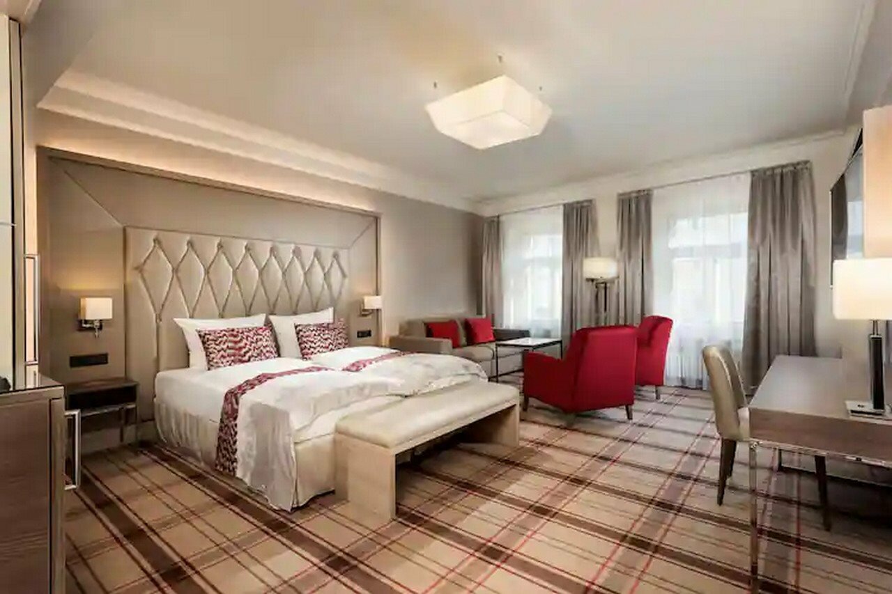 Фото Radisson Blu Badischer Hof Hotel, Baden-Baden