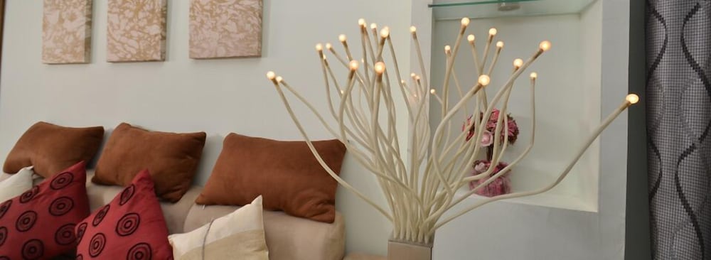 Фото D'Embassy Serviced Residence Suites