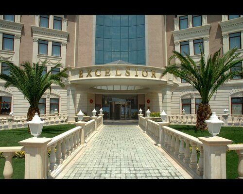 Гостиница Excelsior Hotel & SPA Baku в Баку