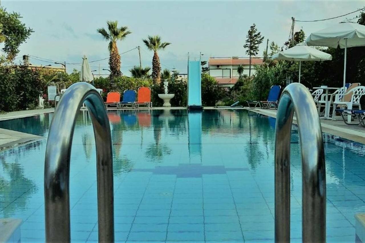 Фото Violetta Hotel