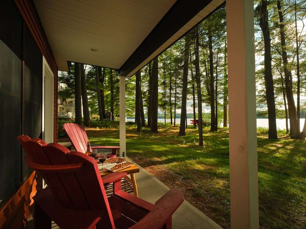 Фото Wolf Cove Inn