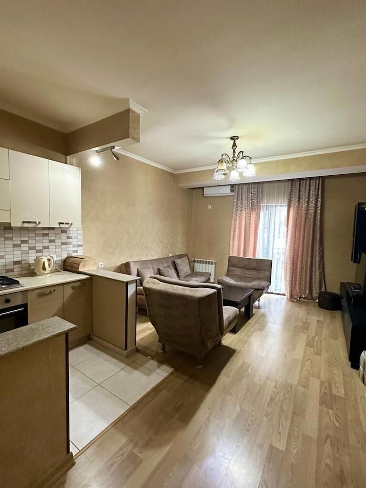 Фото Апартаменты Qeroli