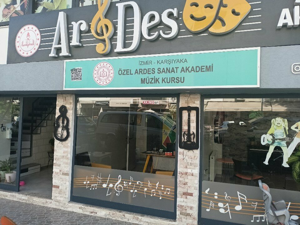 Artistic group Ardes Art Academy, Izmir, photo