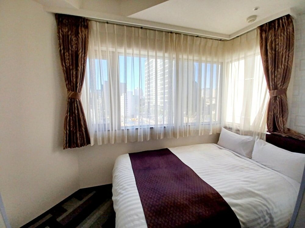 Фото Akasaka Urban Hotel