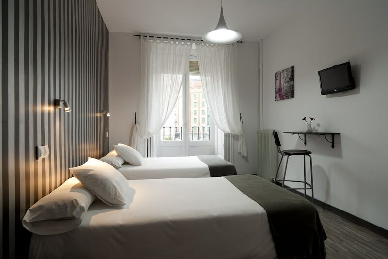 Гостиница Hostal Gala