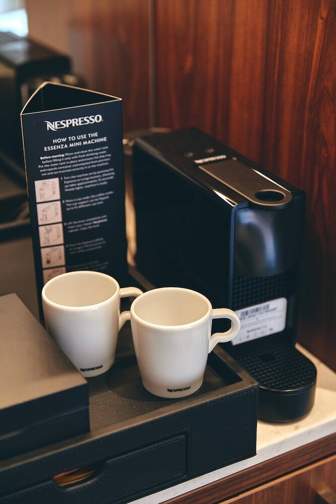 Фото Courtyard by Marriott Oxford City Centre