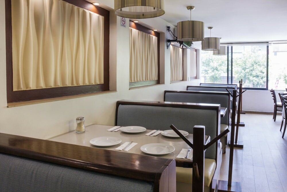 Фото Hotel Castropol