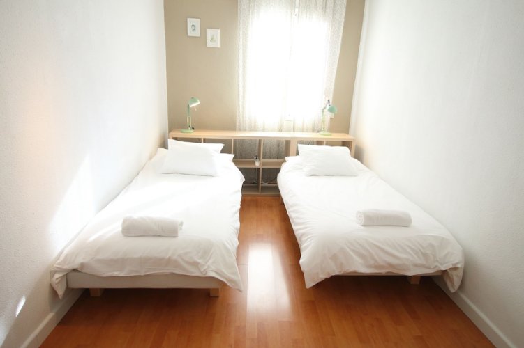 Фото Bed and Beach Barcelona Guesthouse