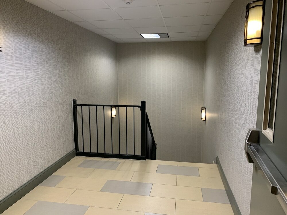 Фото Red Carpet Inn Elmwood Park