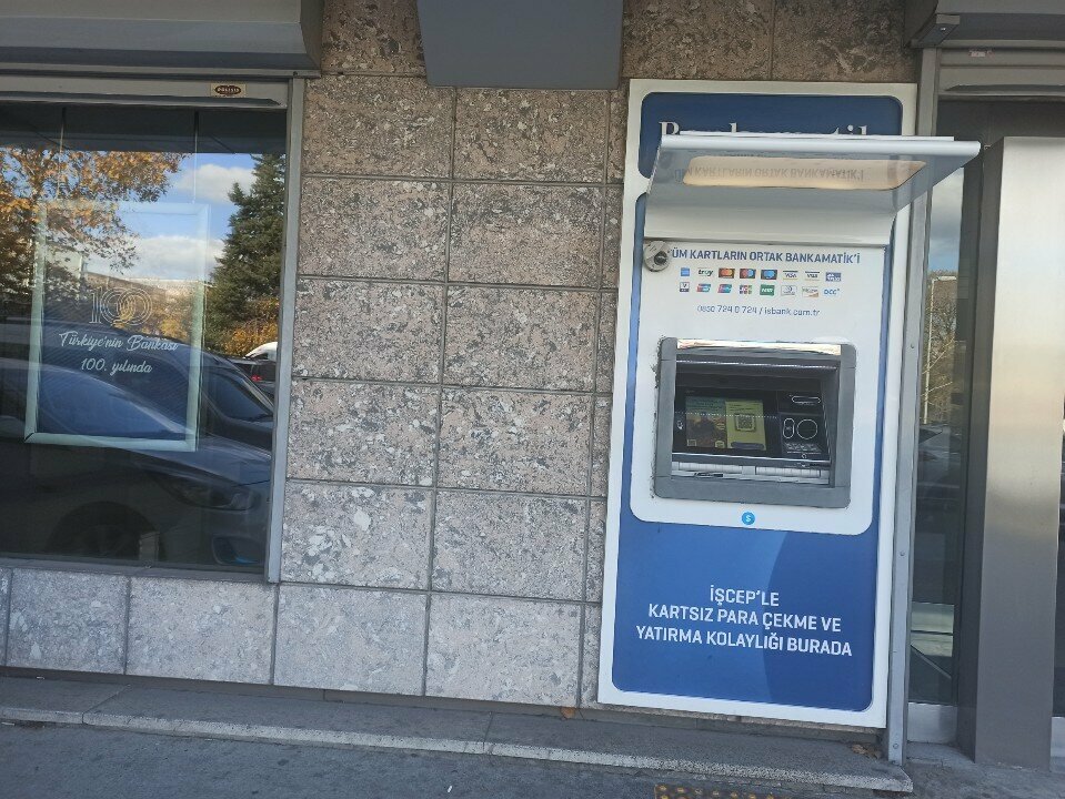 ATM Turkey Is Bank ATM, Istanbul, photo