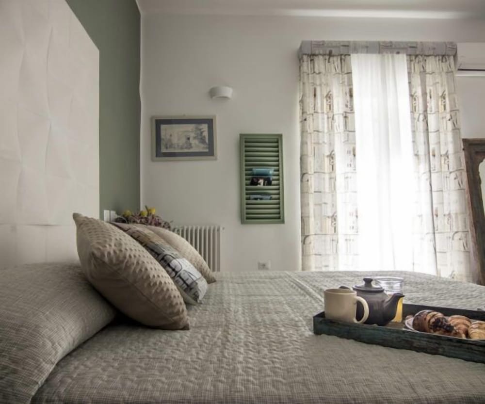 Фото AD Hoc Rooms