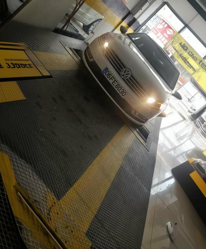 Vehicle assessment Guney Guarantee Auto Expertise, Batman, photo